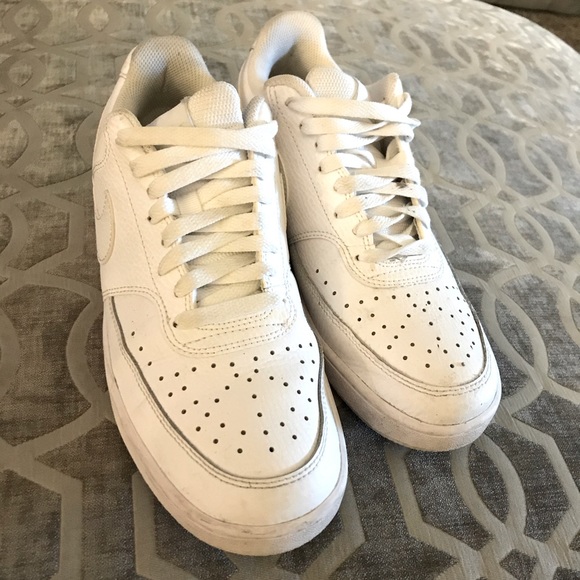 Nike - Picture 1 of 6